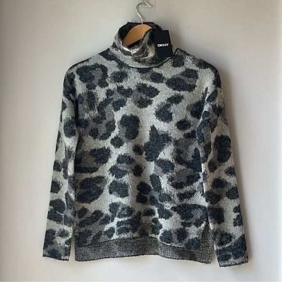 NWT DKNY Womens Gray Long Sleeve Turtleneck Sweater - Picture 3 of 9